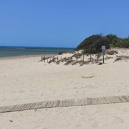 Apartment A Pie De Playa Con Jardin Privado Rota